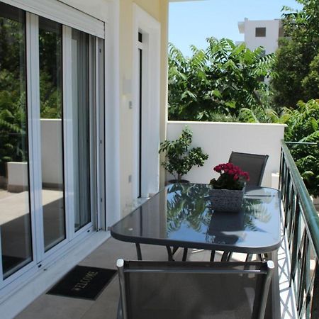 New Minimal Apartment,10' From Athens Airport Spáta Dış mekan fotoğraf