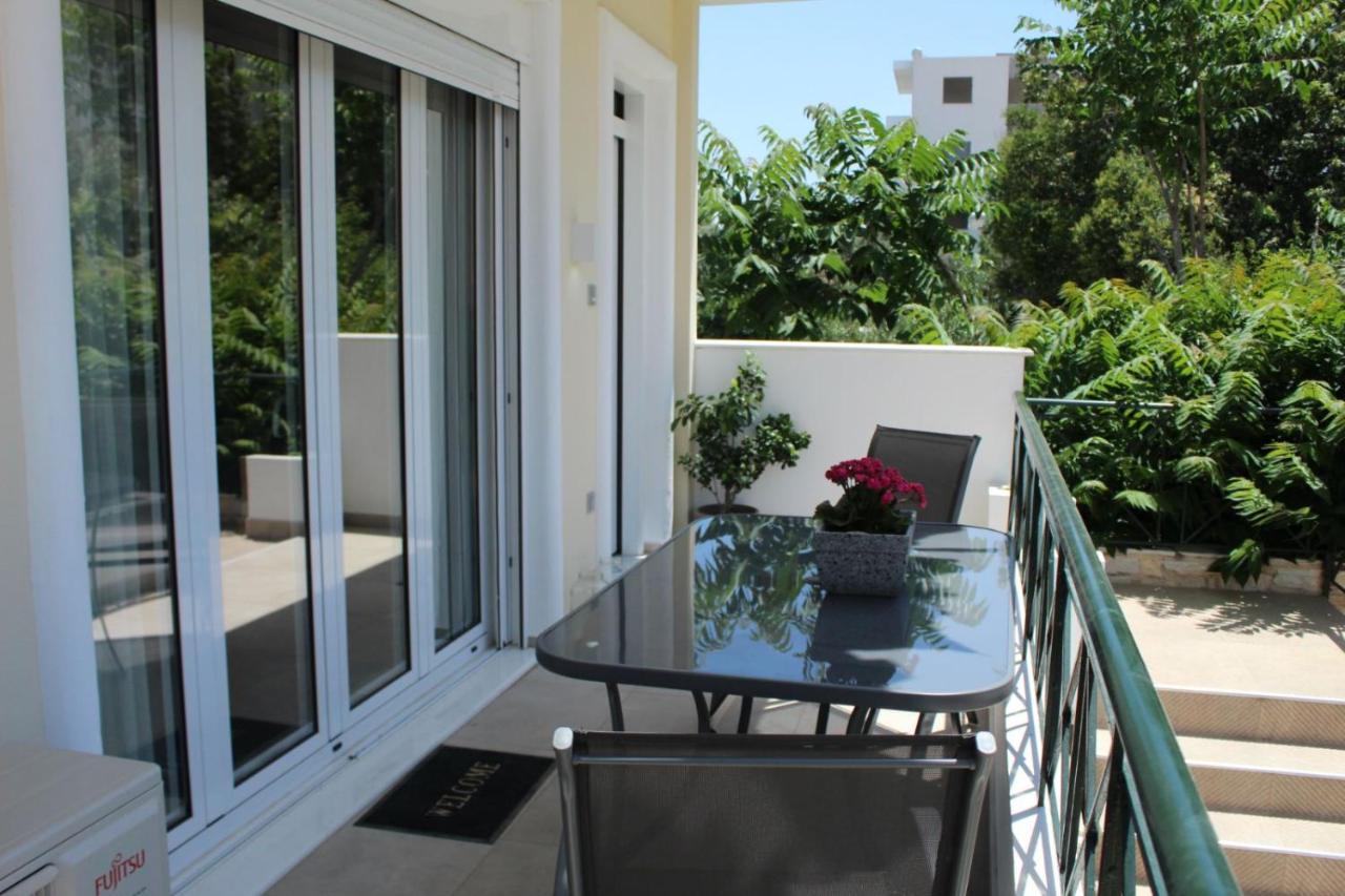 New Minimal Apartment,10' From Athens Airport Spáta Dış mekan fotoğraf